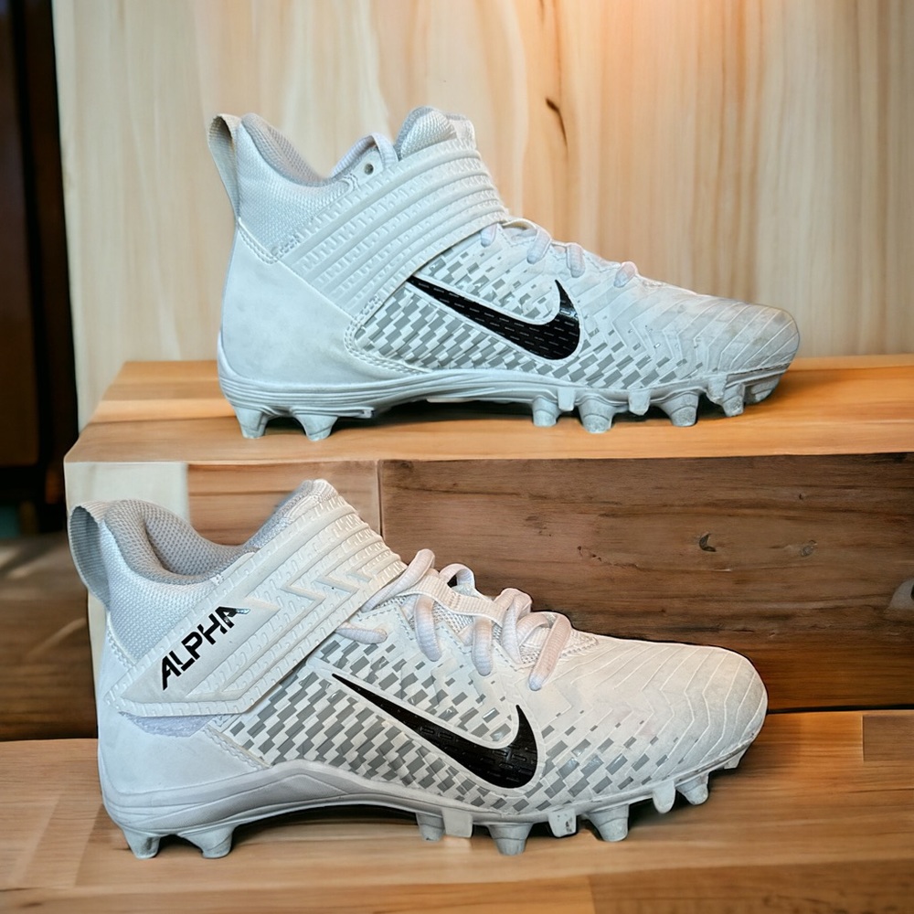 ♥️ Nike Alpine Football Cleats Youth